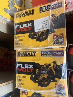 DeWalt FlexVolt 60V Brushless Worm Drive Style SkilSaw Kit DCS577X1