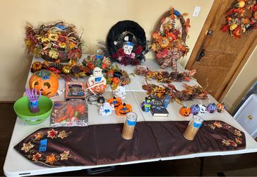 Garage sale Fall/Halloween decorations