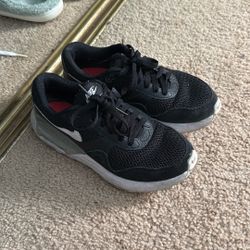 Nike Air Max Black Size 7 Womens 5.5 Youth