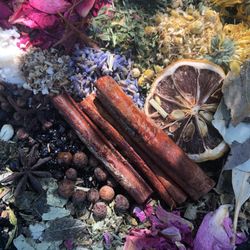 On Hold For TIFFANY 3 Oil Bunlde 