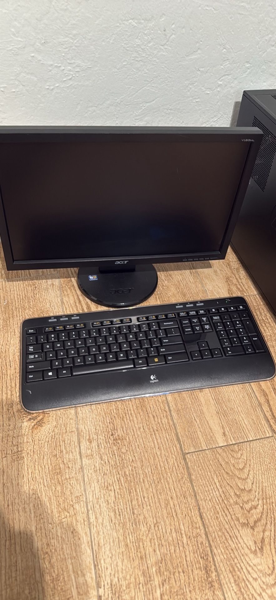 hp desktop comes with wirless mouse and key board 