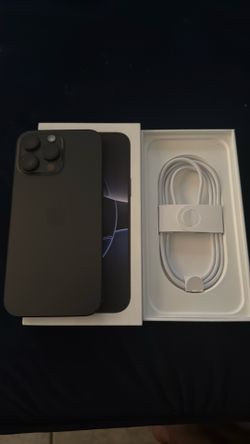 iPhone 16 Pro Max 256GB – Unlocked – Excellent Condition