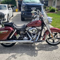 HARLEY  DAVIDSON  SWITCHBACK 2015