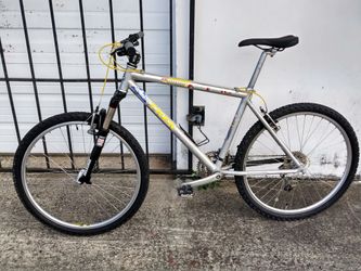 VINTAGE TREK ZX8000 HAND BUILT IN USA MOUNTAIN BIKE