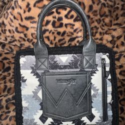 Wrangler Bag 