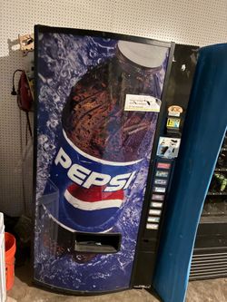 Pepsi Soda Vending Machine