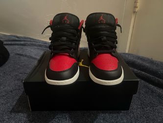 Air Jordan 1 Mid (GS)
