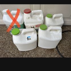 4 Empty cat litter refill Jars Jugs