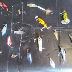 Fishing. Lures Vintage And Assorted