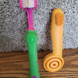 Pair Of 2 Dog Toothbrushes 