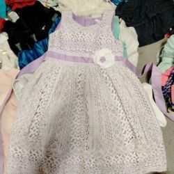 Girls Clothes. Size 3-5. Over 30 Pieces. 
