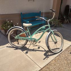 Ladies Electra 26-in 7 Speed Beach Cruiser Bike