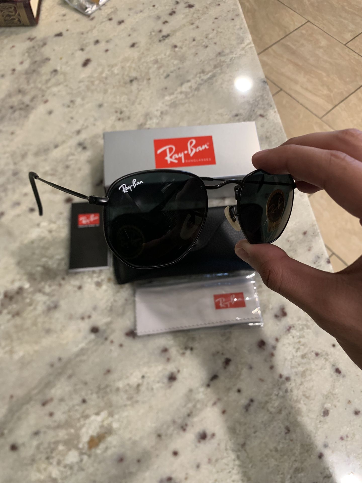 NEW Ray-Ban Sunglasses Unisex Hexagon Flat Lenses