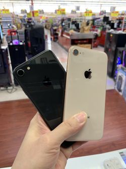 iPhone 8 , unlocked, 64gb