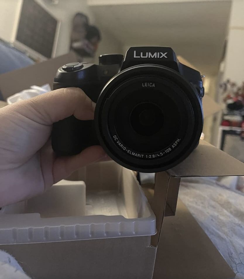 Panasonic LUMIX DMC-FZ300K