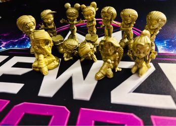 So Fly  Divas Homies Rare Gold Mini Figure Lot of 12 Vending Machine Toys