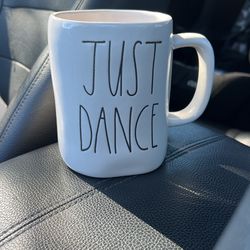Rae Dunn Mug 