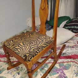 Rocking Chair 