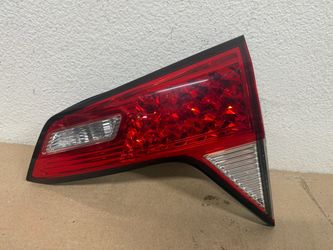 2019-2021 HONDA HR-V  TAIL LIGHT RIGHT SIDE OEM