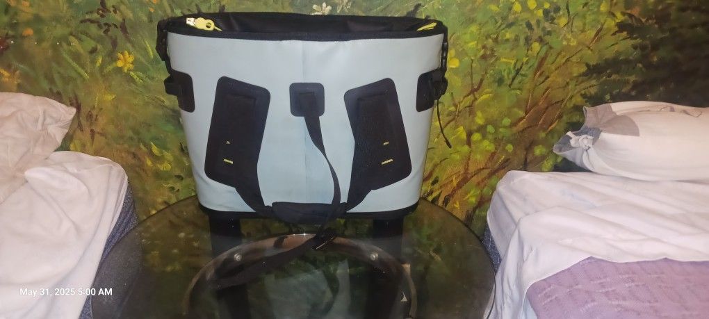 Arctic Ice Blue Welded Wide Mouth Soft Cooler**NEW**