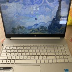 Hp laptop 15.6” Touch Screen Intel Core I3 8GB 256GB
