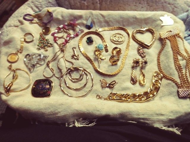 Antique And Vintage Gold Colored Assorted Untested Jewelry Lot