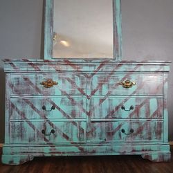 Farmhouse Dresser W/mirror