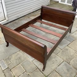 Queen Sleigh Bed Frame (Mahogany)
