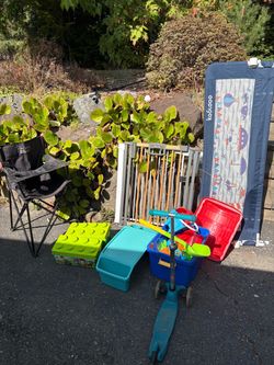 Free baby and toddler stuff