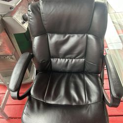 Desk And  Chair Like New