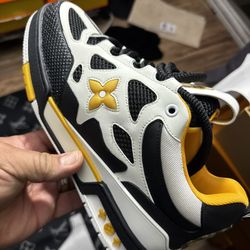 Lv Trainer Skate Size 44