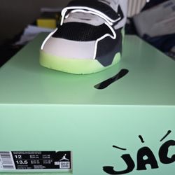 Travis Scott CHASE B 