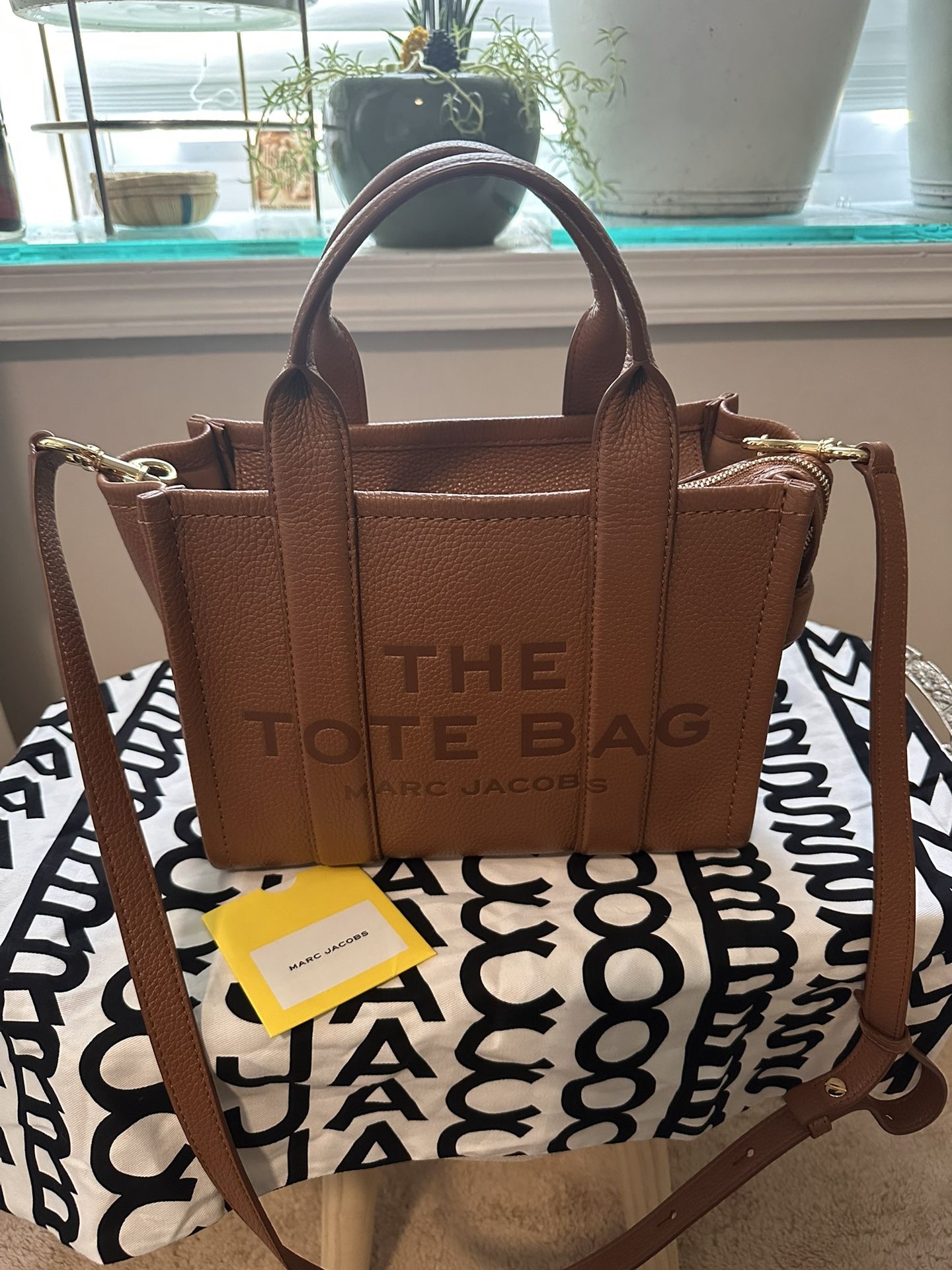 Argan Oil The Tote Bag Marc Jacob’s