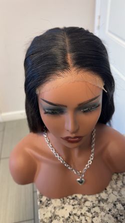 Straight wig