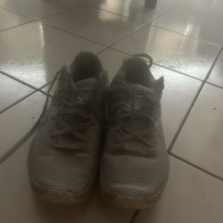 LeBron 22s 10.5 Men’s