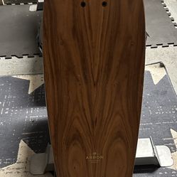 Arbor Skateboard