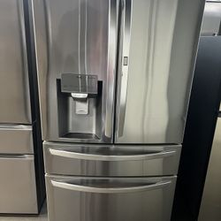 LG STAINLESS STEEL FOUR DOOR REFRIGERATOR DOOR IN DOOR