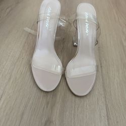 Clear Band/clear Heel 