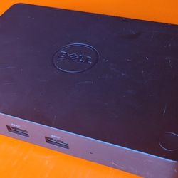 Dell WD15 USB-C / Thunderbolt 3 Docking Station + 180W Power Adapter - Works Great
