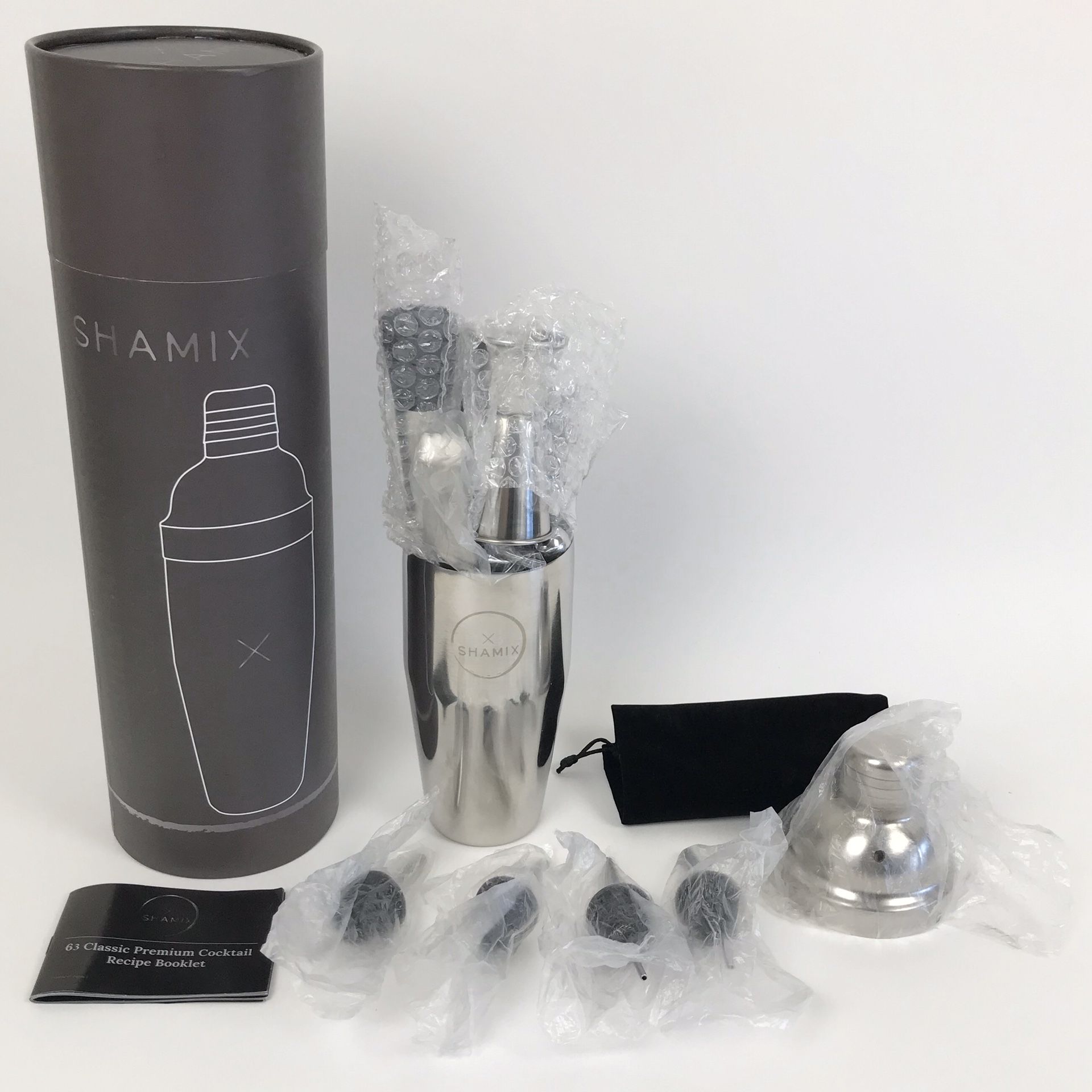 New 19 Piece Exclusive Cocktail Shaker Set and Bartender Kit With Tote (Tarpon Springs)
