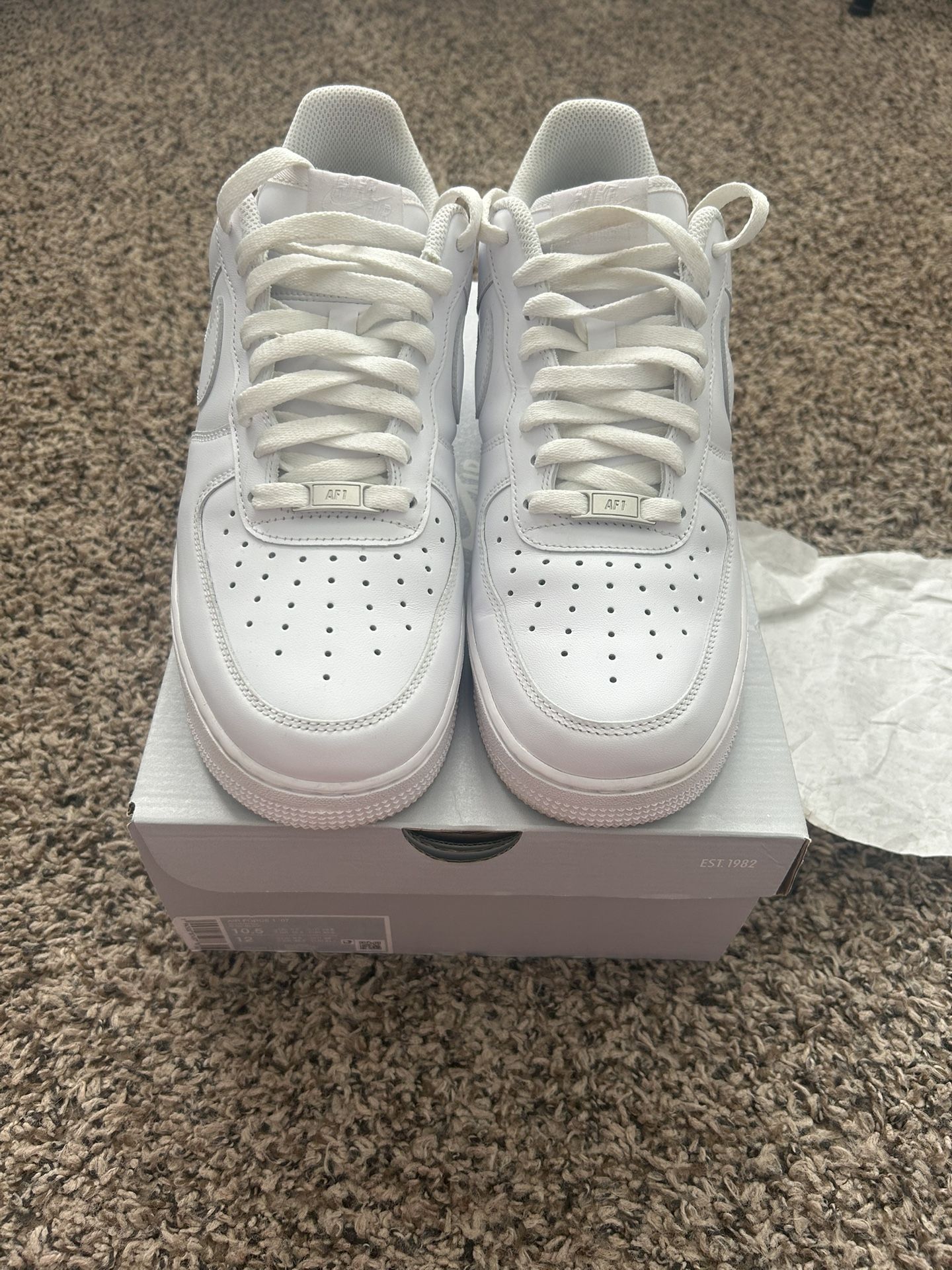 Air Force 1 ( Size 10.5)