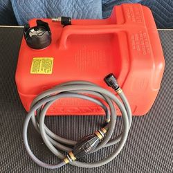 New 3 gallon Honda gas tank with LINE! - Gas gauge