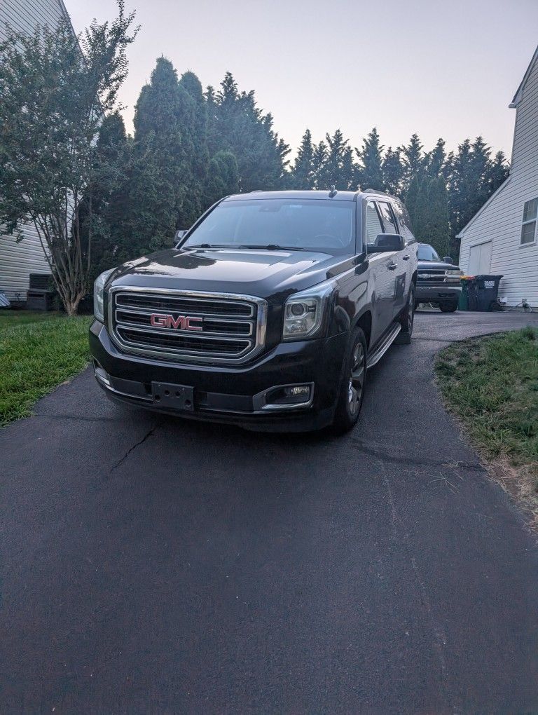 2018 GMC Yukon XL SLT