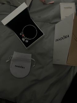 Pandora hello kitty set