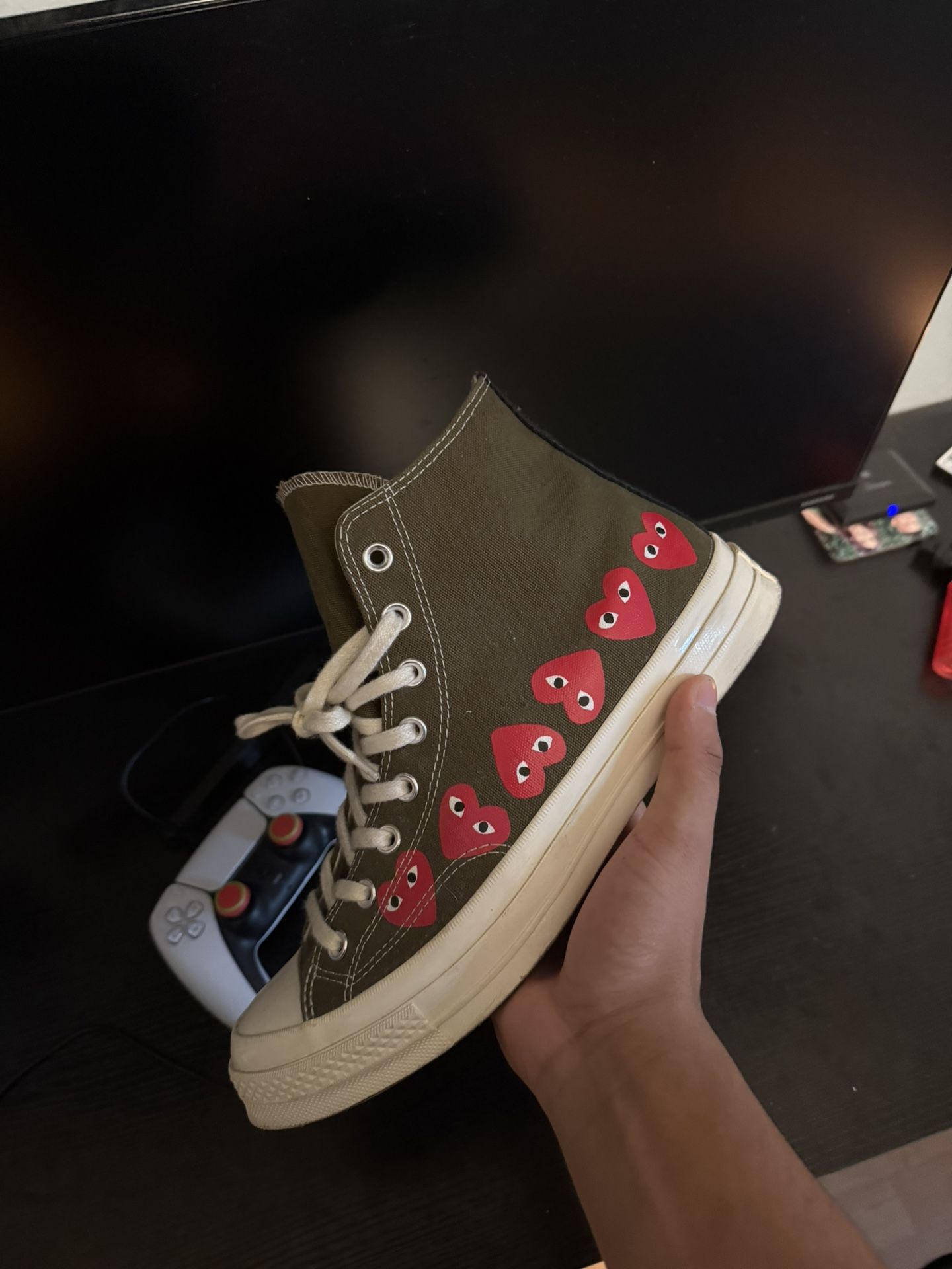 CDG Converse Size 10