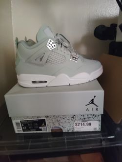 Jordans Size ,6