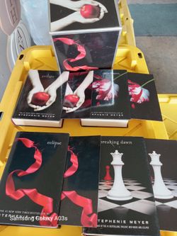 Twighlight Saga book set -Turlock
