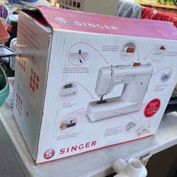 Singer Sewing Machine