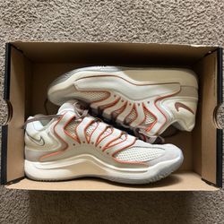 Nike KD 18 Basketball Shoes (Size 9) 🏀