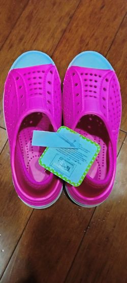 Girls Waterproof Shoes, Size 1 New with Tag 
